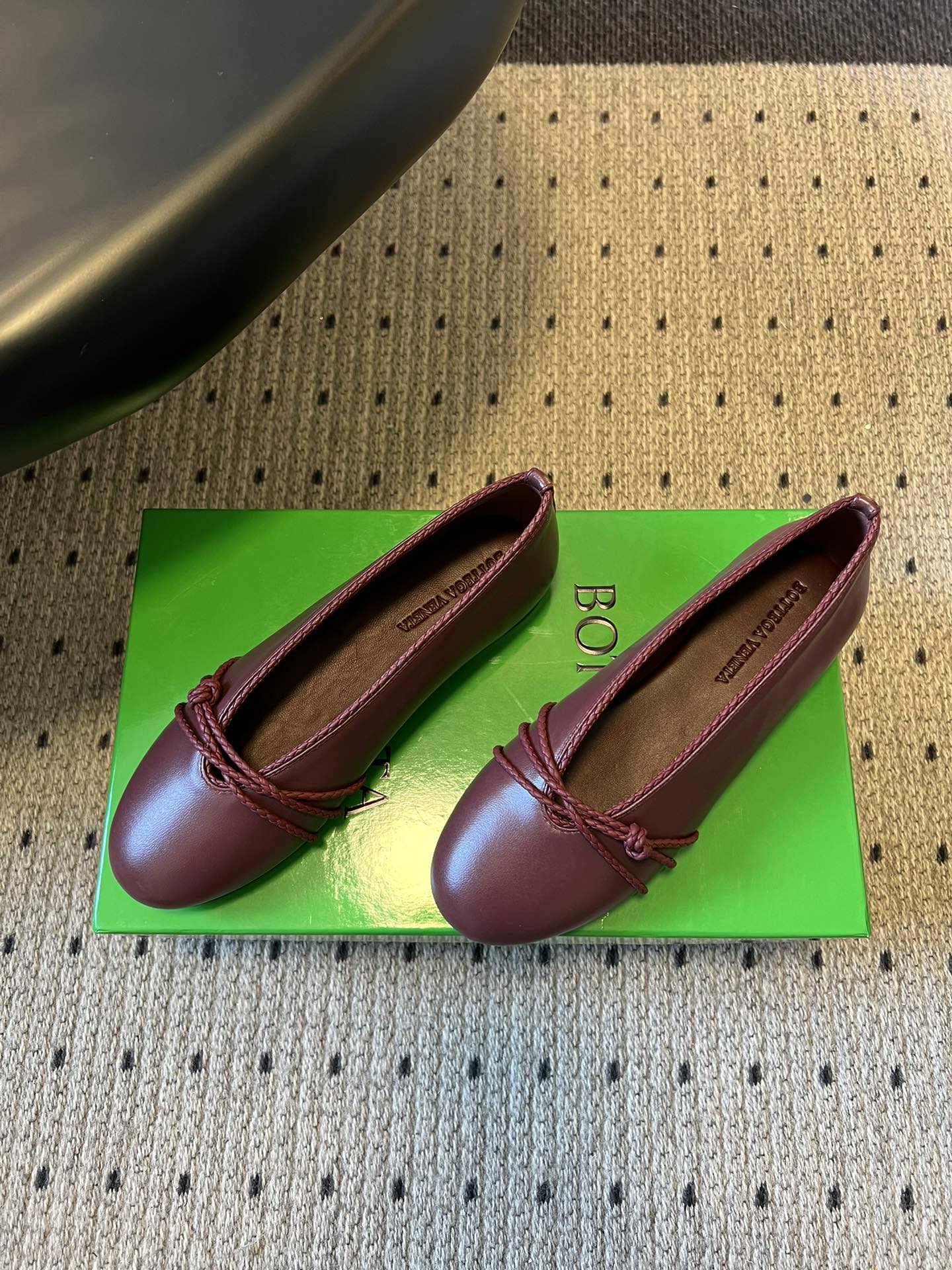 26S ESPADRILLE BALLET FLATS IN DARK RED LAMBSKIN