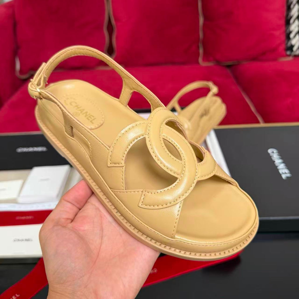26S DOUBLE CC SANDAL IN BEIGE CALFSKIN