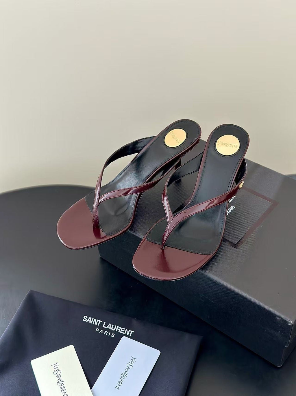 26S THONG HIGHHEEL SANDAL IN BURGUNDY PATENT LEATHER
