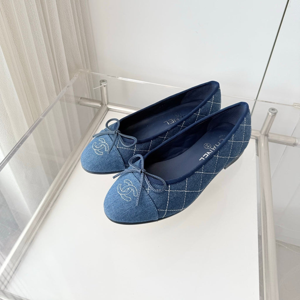 26S BALLET FLATS IN BLUE DENIM WITH BOW