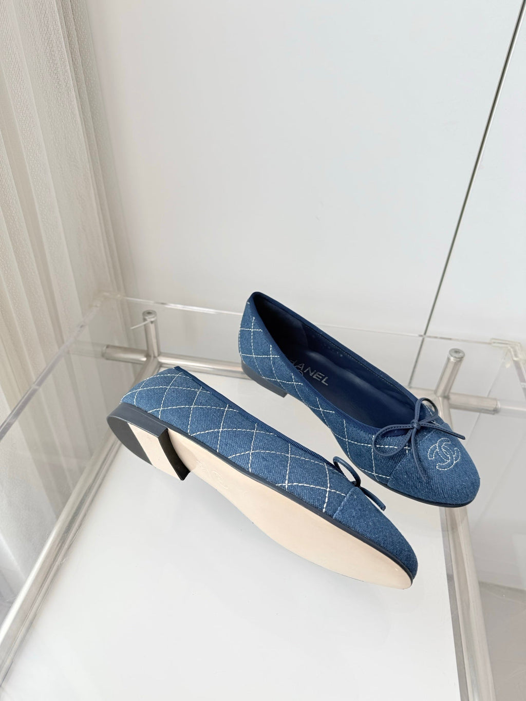 26S BALLET FLATS IN BLUE DENIM WITH BOW