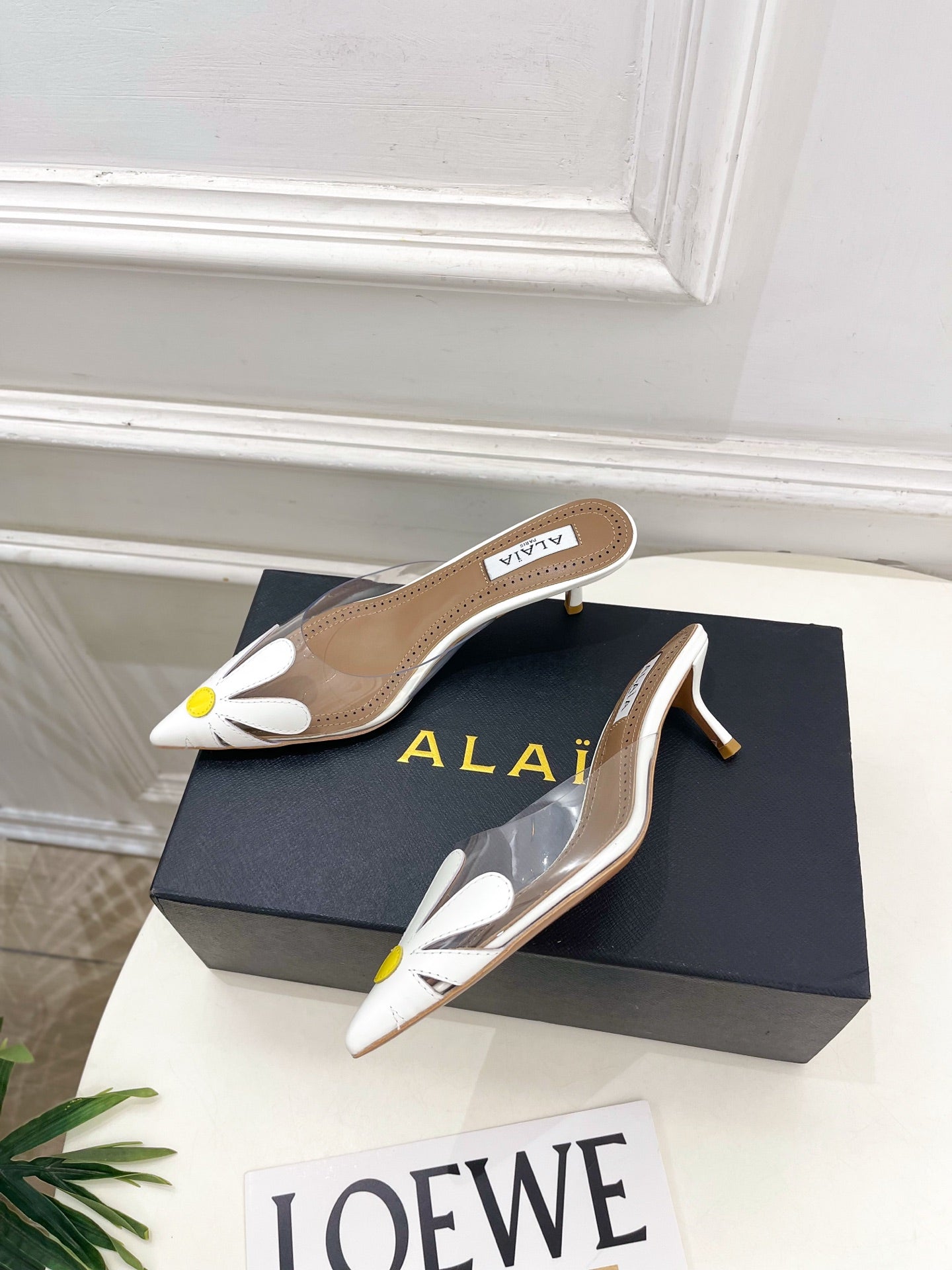 26S MULE HEELS 55 MM IN WHITE LAMBSKIN AND TRANSPARENT PVC