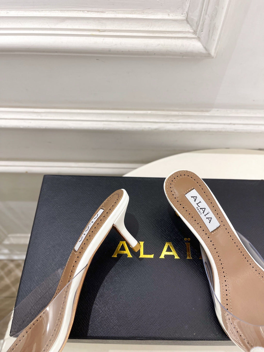 26S MULE HEELS 55 MM IN WHITE LAMBSKIN AND TRANSPARENT PVC